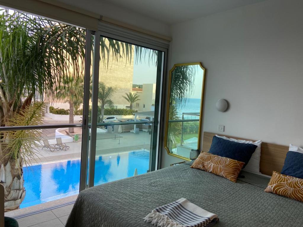 Coralli Superior Seaview Protaras Bagian luar foto